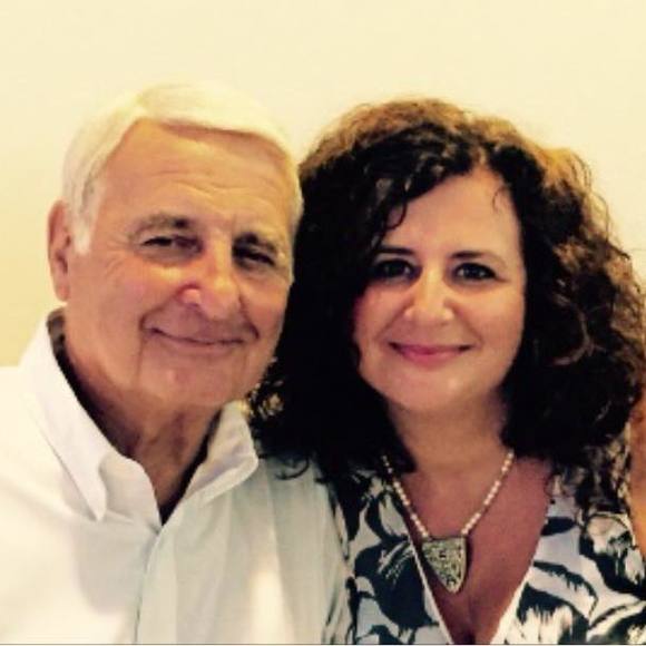 Meet your Posher, Lisa - Picture 1 of 1